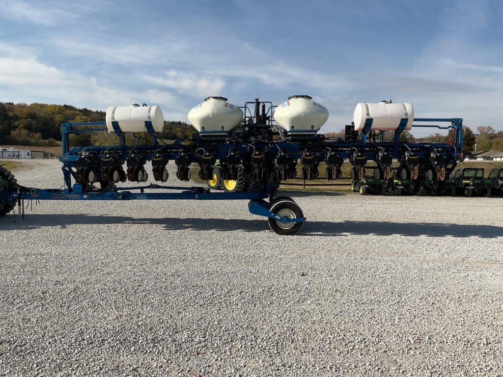 2016 Kinze 3660
