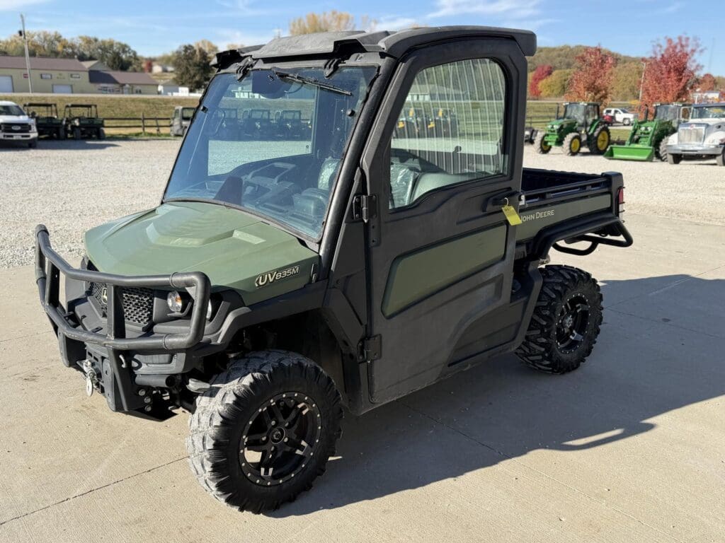 2020 Jd Gator Xuv835m