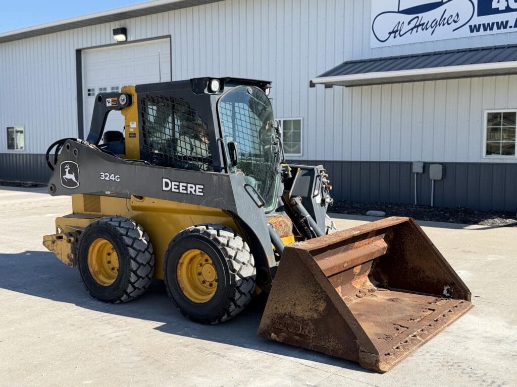 2022 Deere 324g